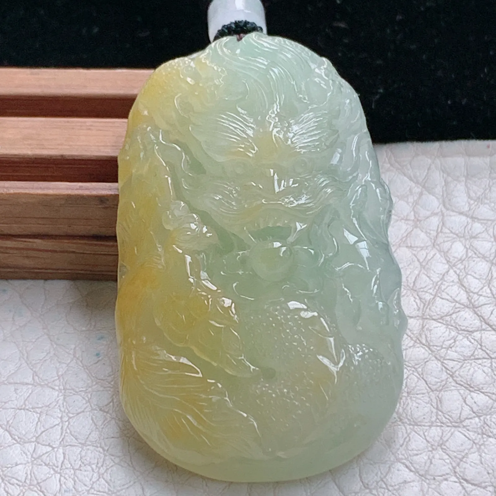 cys实拍48*29.3*10.5缅甸翡翠精雕冰双彩霸气龙牌 龙行天下玉吊坠