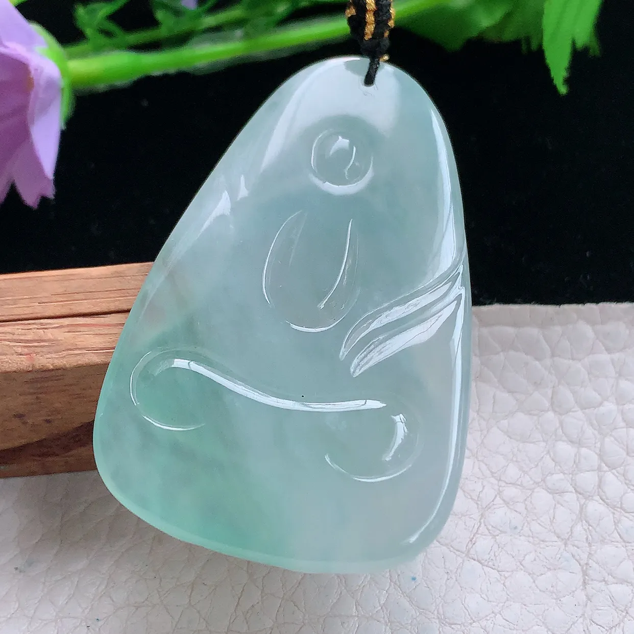 kh实拍57.6*35.5*5.3缅甸翡翠精雕清爽大日如来佛祖 生肖守护神玉吊坠 玉挂件