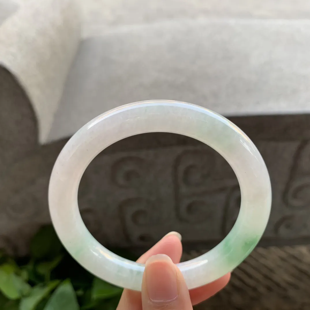 圈口55.8-9.6 【冰飘绿圆条手镯】圆条55 56可戴