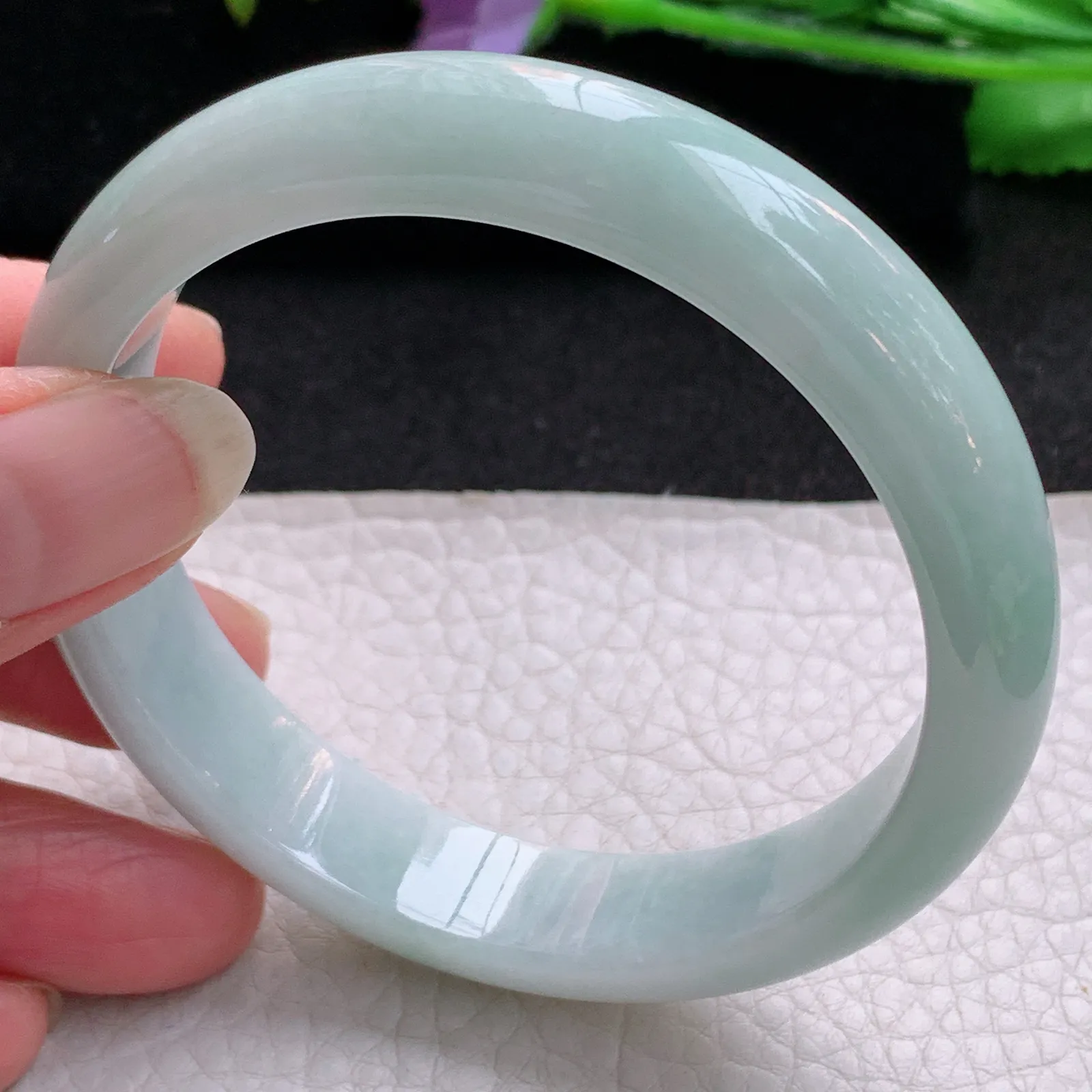 nr实拍58*12.8*7.3平安镯 天然缅甸翡翠浅绿玉手镯宽边玉手环