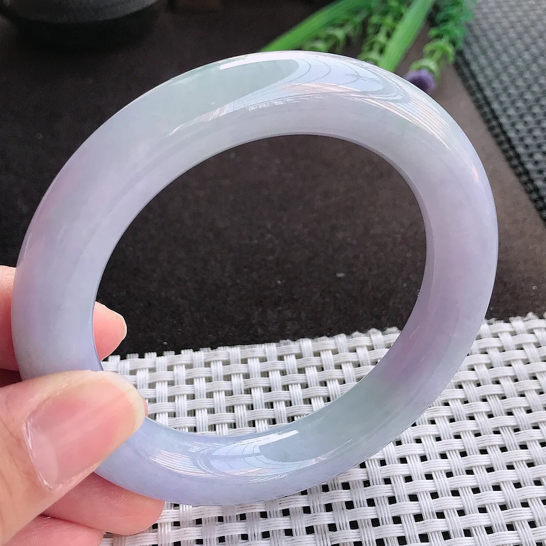 实拍翡翠A货60/12.6/12.2大圈口老坑冰润紫罗兰胖圆条手镯翡翠玉镯