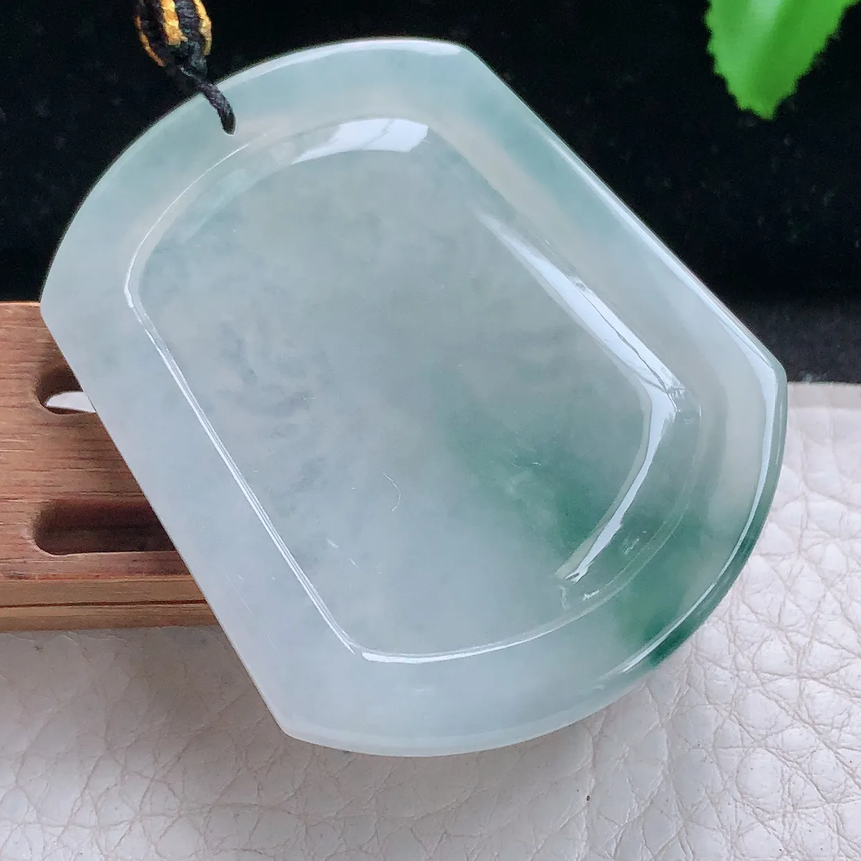 kh实拍53*43.8*5.6缅甸翡翠精雕飘花千手观音 生肖守护神玉吊坠 玉挂件