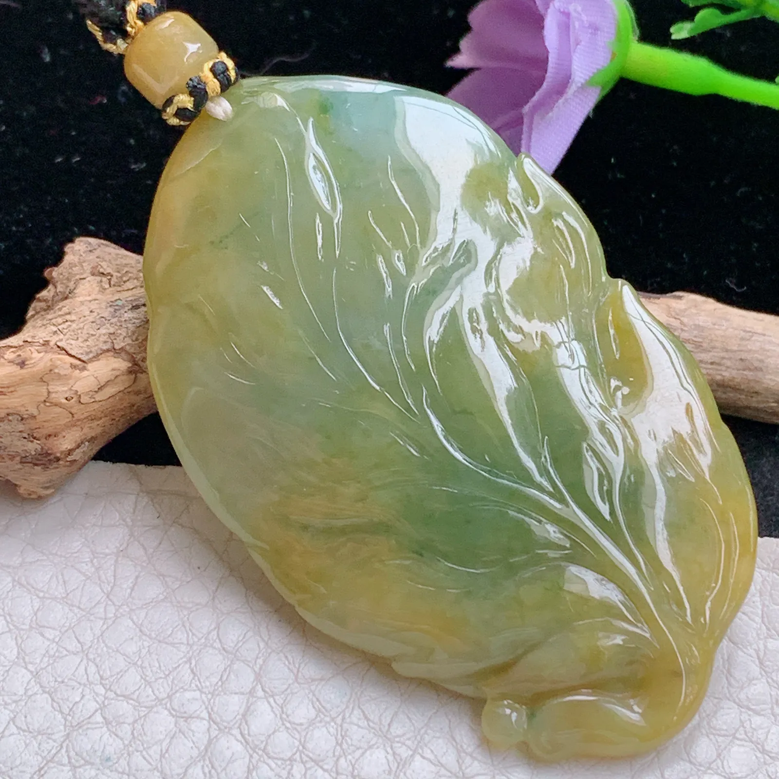 yl实拍63.9*38.5*12缅甸翡翠特色精雕双彩立体大日如来 花开见佛玉吊坠