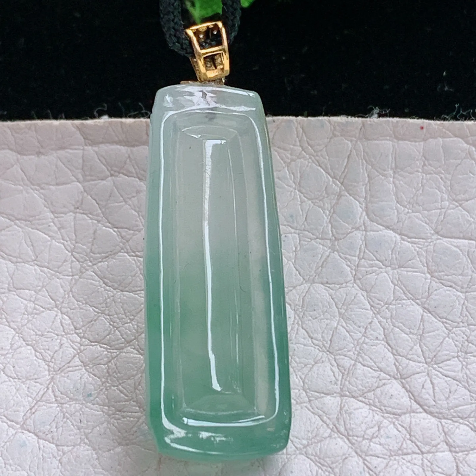 axm实拍38.2*12.5*6.2缅甸翡翠精雕冰胶晴美竹节 节高玉吊坠