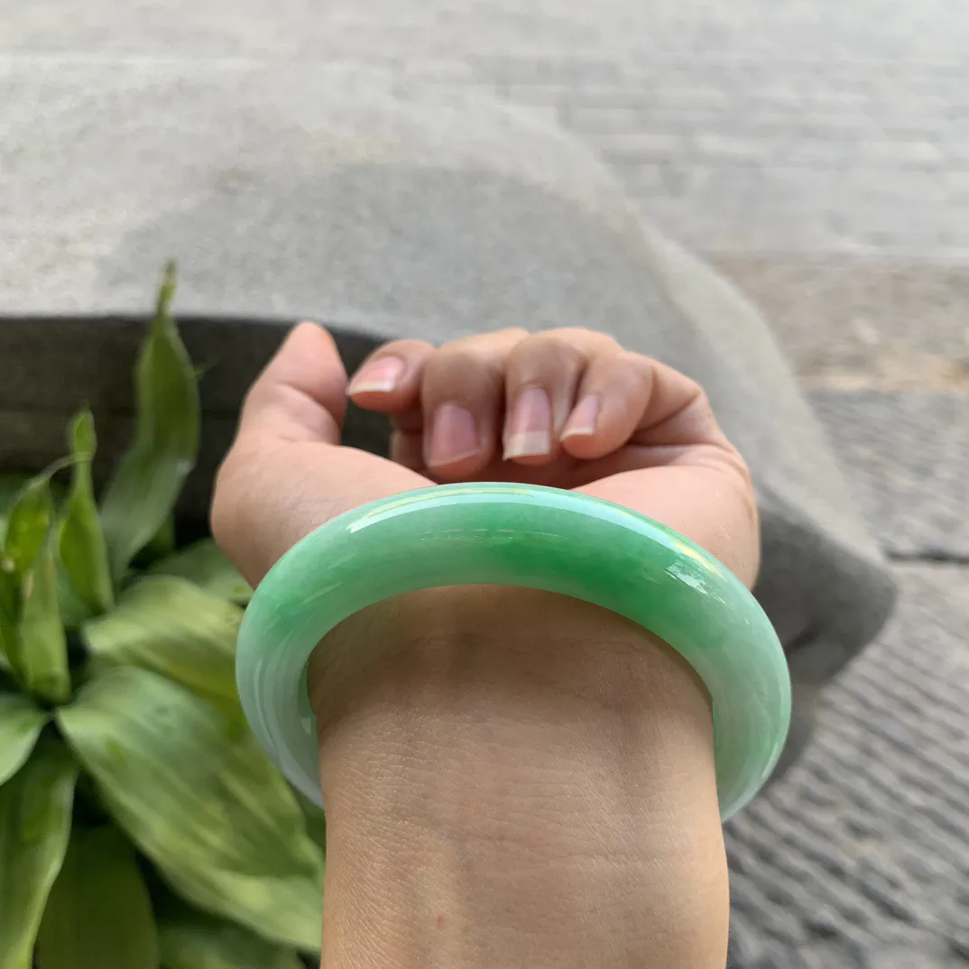 圈口56.6-12.2-9.8 【辣阳绿正圈手镯】正圈56 57可戴