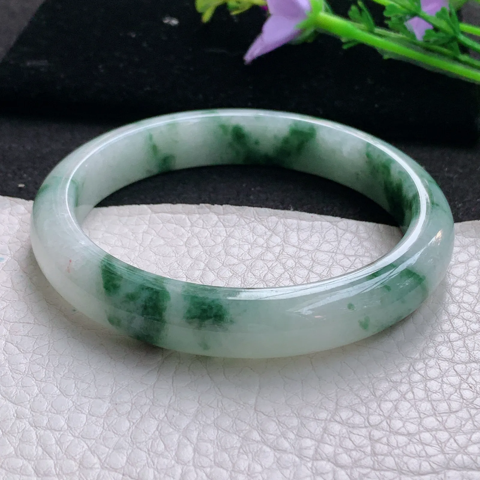 ll大圈口63*12*8.3平安镯 天然缅甸翡翠飘花大气宽边玉手环