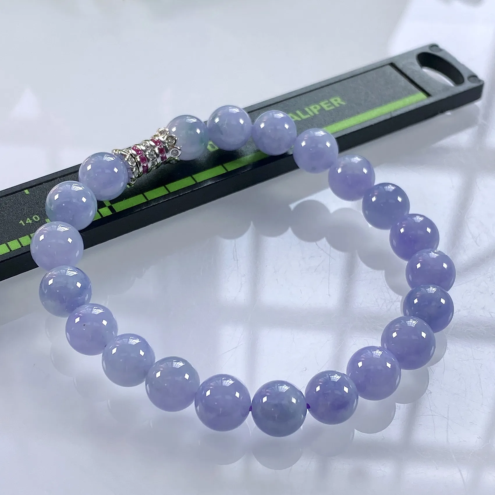 缅甸天然翡翠A货，卡8冰润紫罗兰浓紫圆珠手串手链，尺寸：8mm/21颗，长度175mm，重量：19.21g