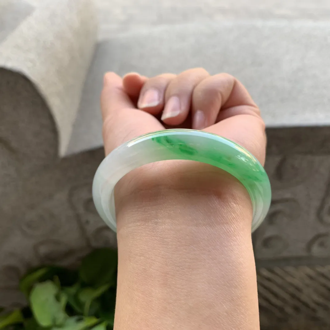 小圈口 51.5-10.5-7.7【阳绿正圈手镯】正圈51 52可戴