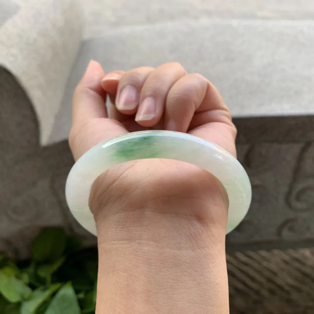 圈口55.8-9.6 【冰飘绿圆条手镯】圆条55 56可戴