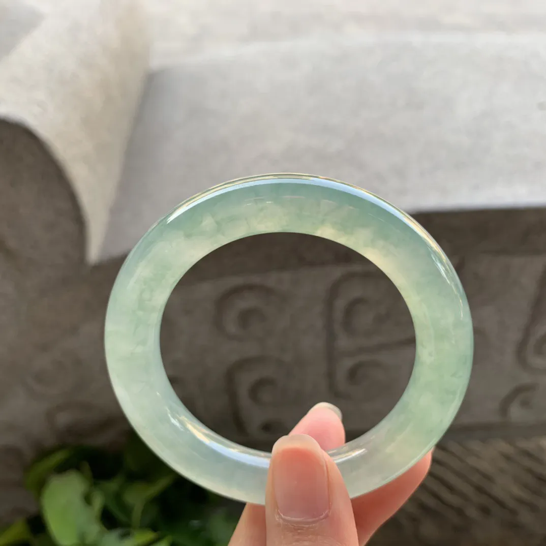 小圈口 50.3-10.1【高冰芙蓉绿圆条手镯】圆条50 51可戴