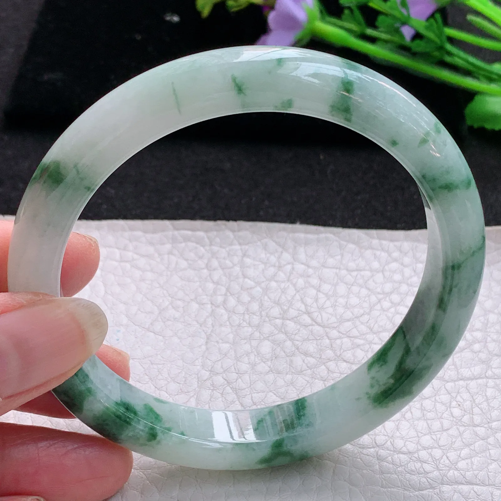ll大圈口63*12*8.3平安镯 天然缅甸翡翠飘花大气宽边玉手环