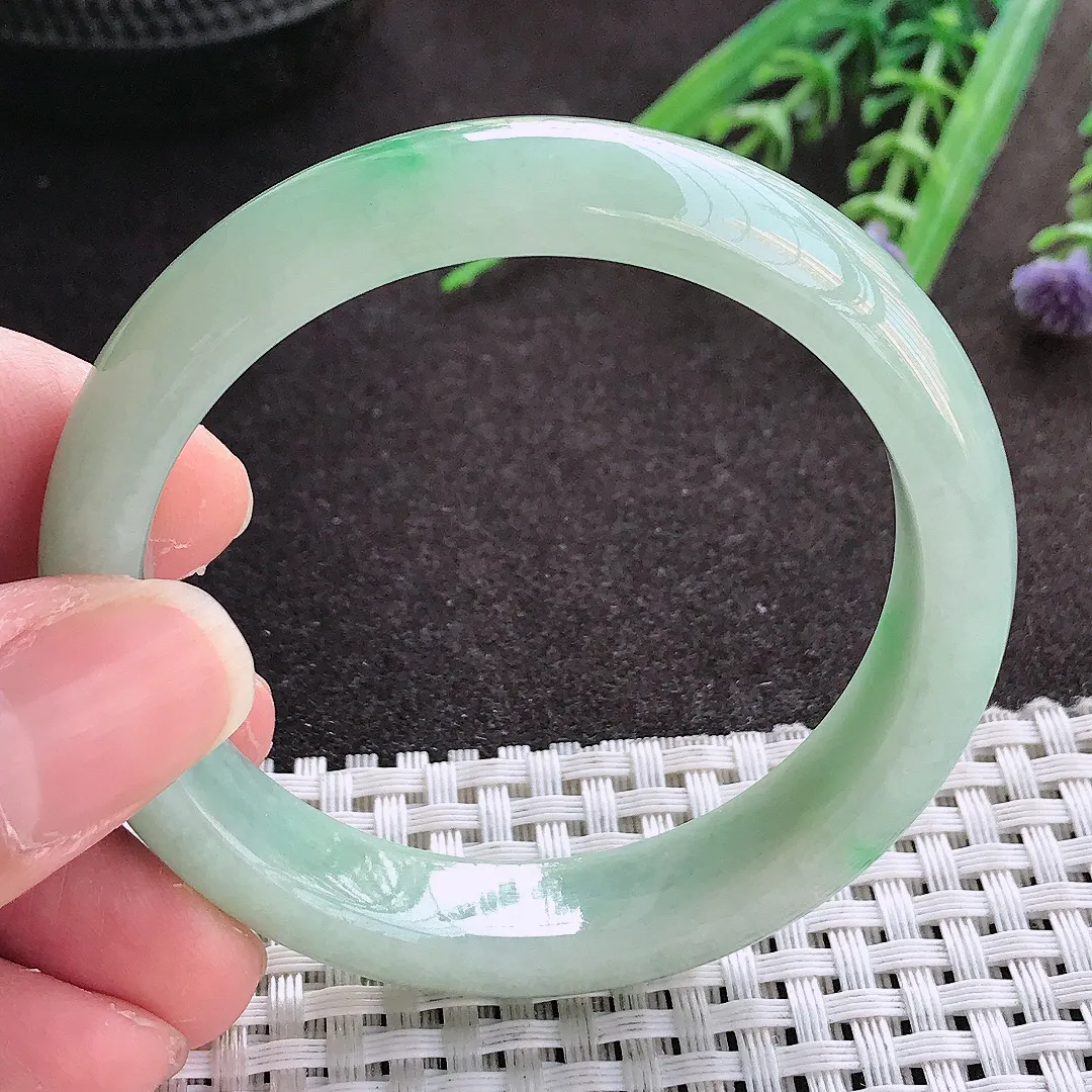 实拍翡翠A货50.5/11.5/7.2小圈口老坑精美飘阳绿手镯宽边翡翠玉镯女款百搭