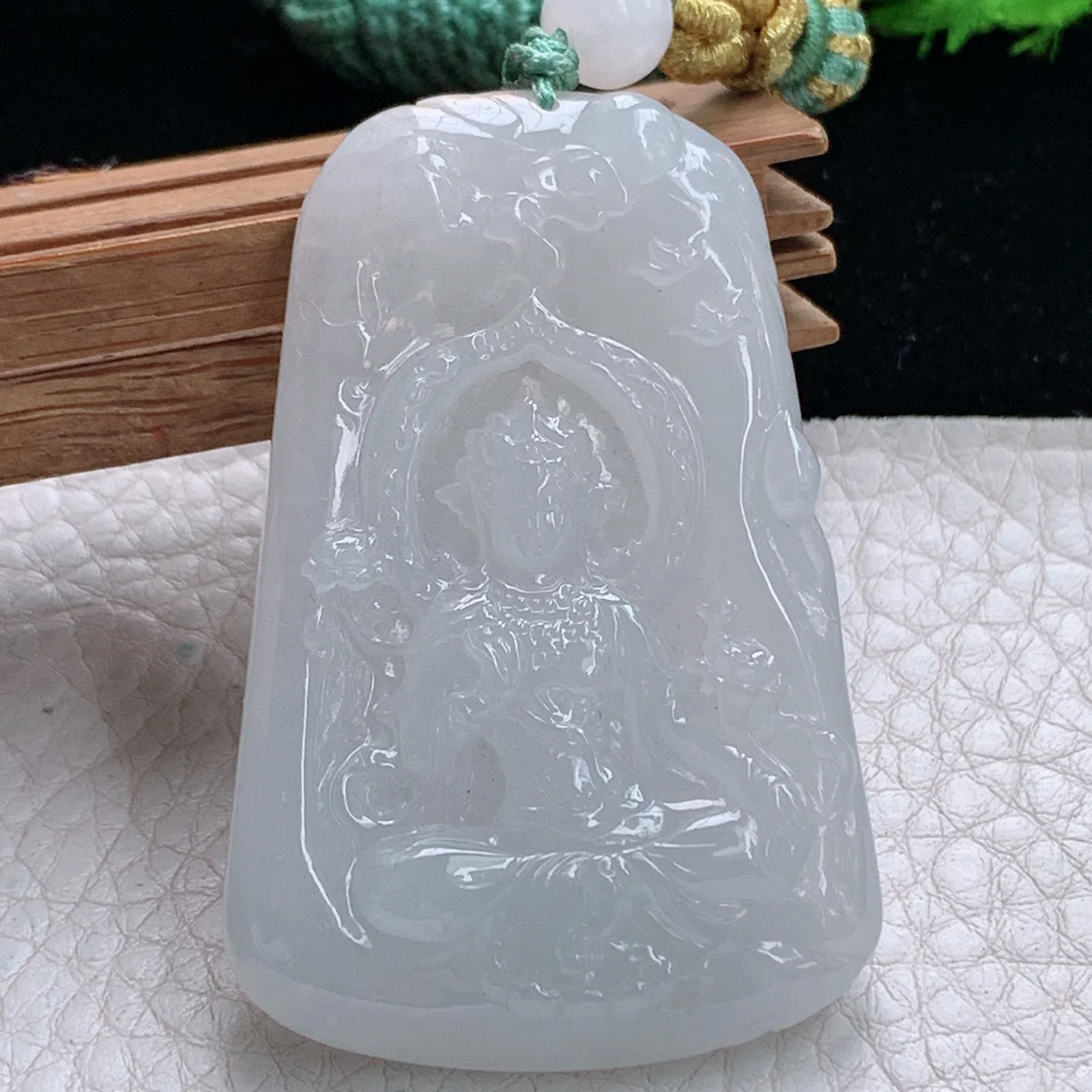 cys实拍53.7*36*6.8缅甸翡翠精雕白月光自在观音 玉观音玉吊坠