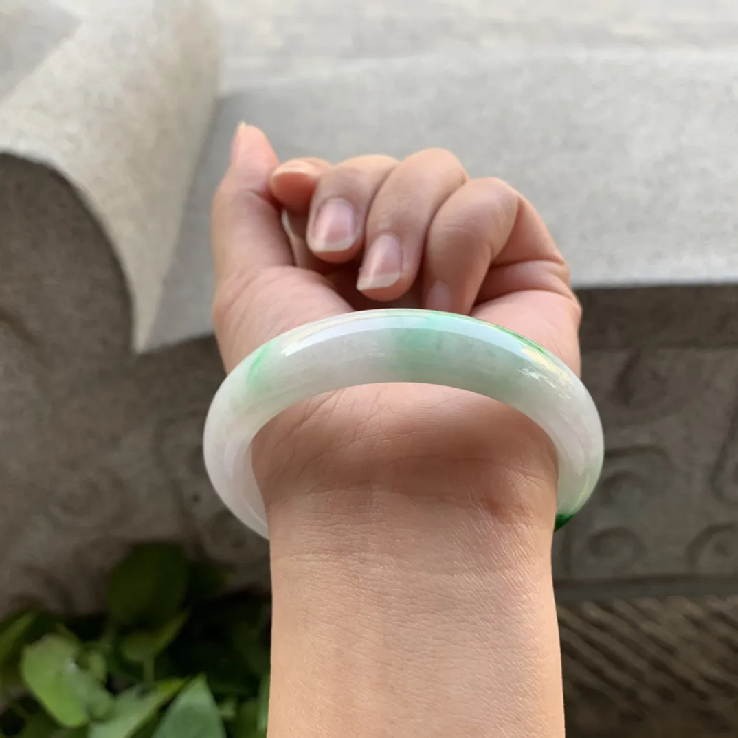 圈口55.2-12.4-8.6 【飘辣绿正圈手镯】正圈55 56可戴