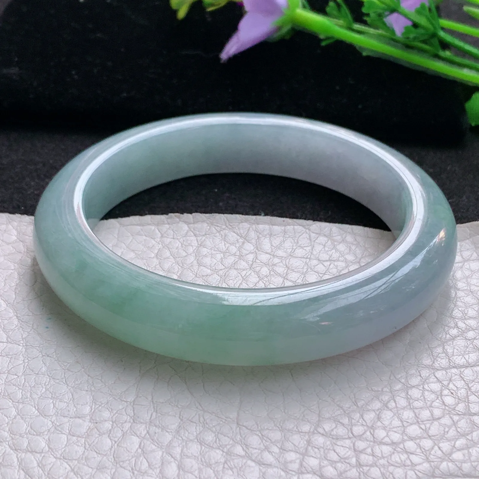 ee实拍59*12.6*9.6平安镯 天然缅甸翡翠冰胶飘绿玉手镯厚装宽边玉手环