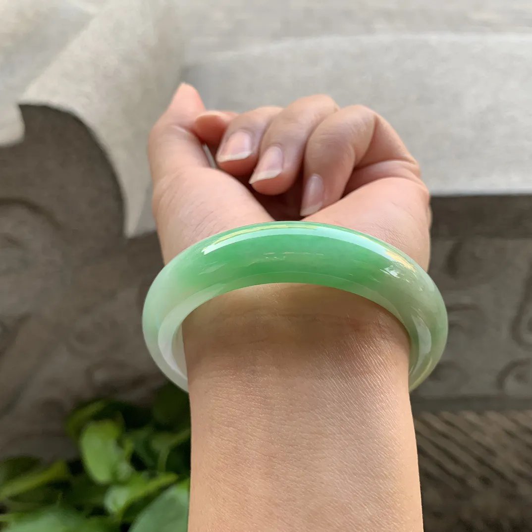 小圈口51.9-12.5-8.6 【黄加绿正圈手镯】正圈53 54可戴