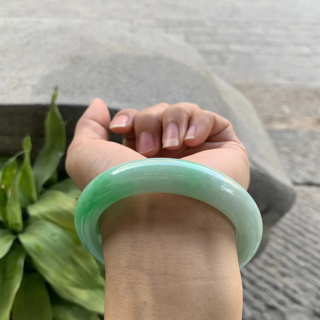 圈口56.6-12.2-9.8 【辣阳绿正圈手镯】正圈56 57可戴
