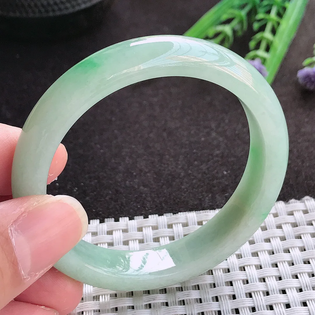 实拍翡翠A货50.5/11.5/7.2小圈口老坑精美飘阳绿手镯宽边翡翠玉镯女款百搭
