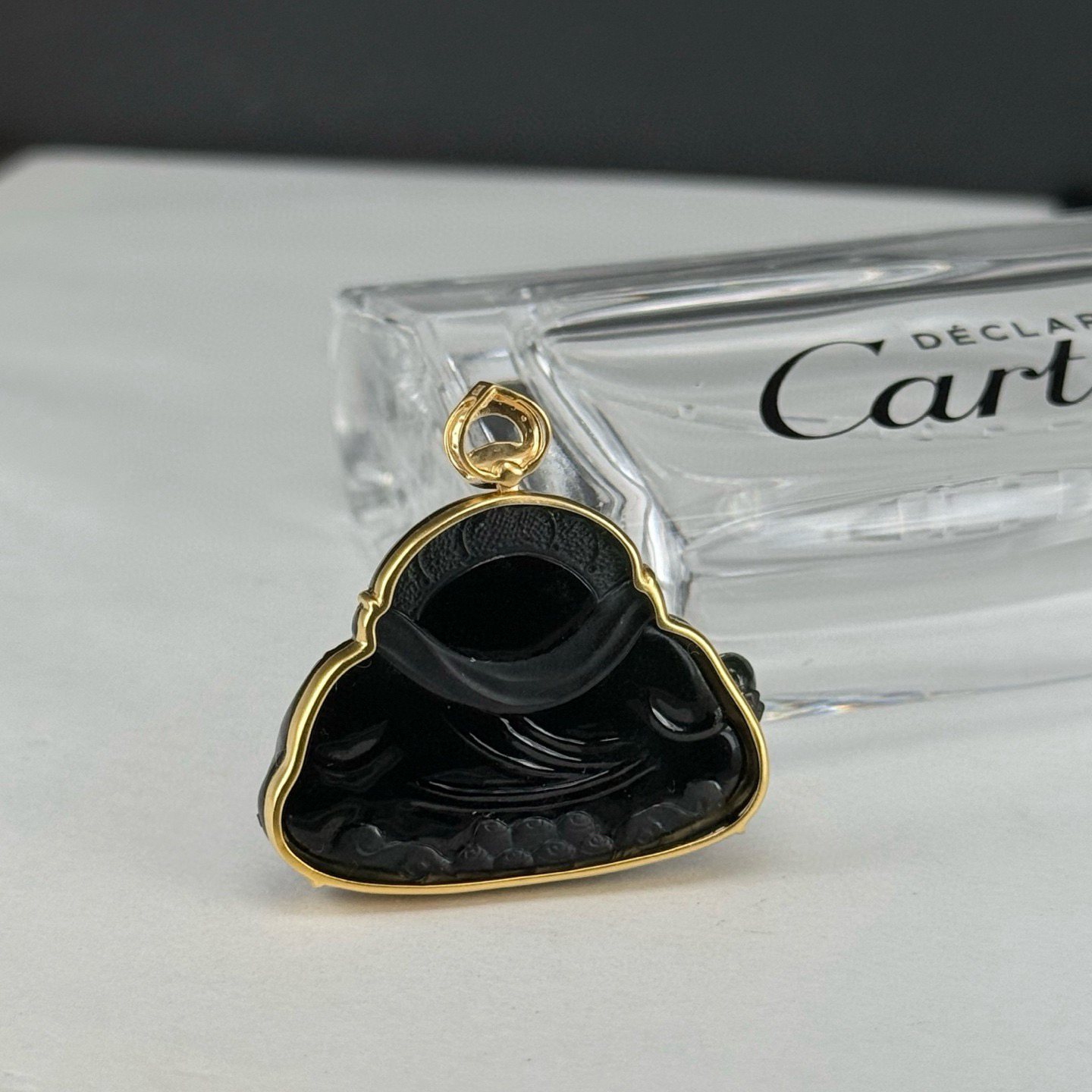 精品18k墨翠黄财神 种好色正 黑度极好 打灯通透 油性十足 尺寸34.1