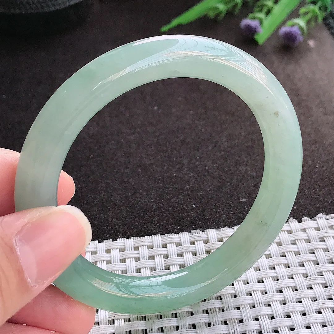 实拍翡翠A货54.5/9.6/9.4老坑冰润起胶冰晴满绿圆条手镯翡翠玉镯女款