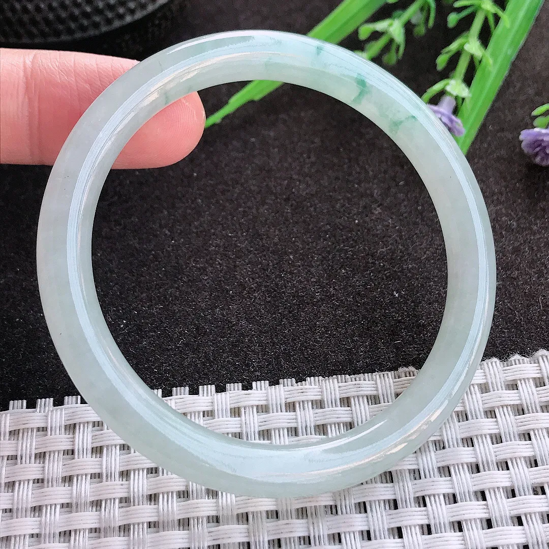 实拍翡翠A货53/6.8/7.2老坑冰胶水灵飘花细条手镯翡翠叮当镯女款