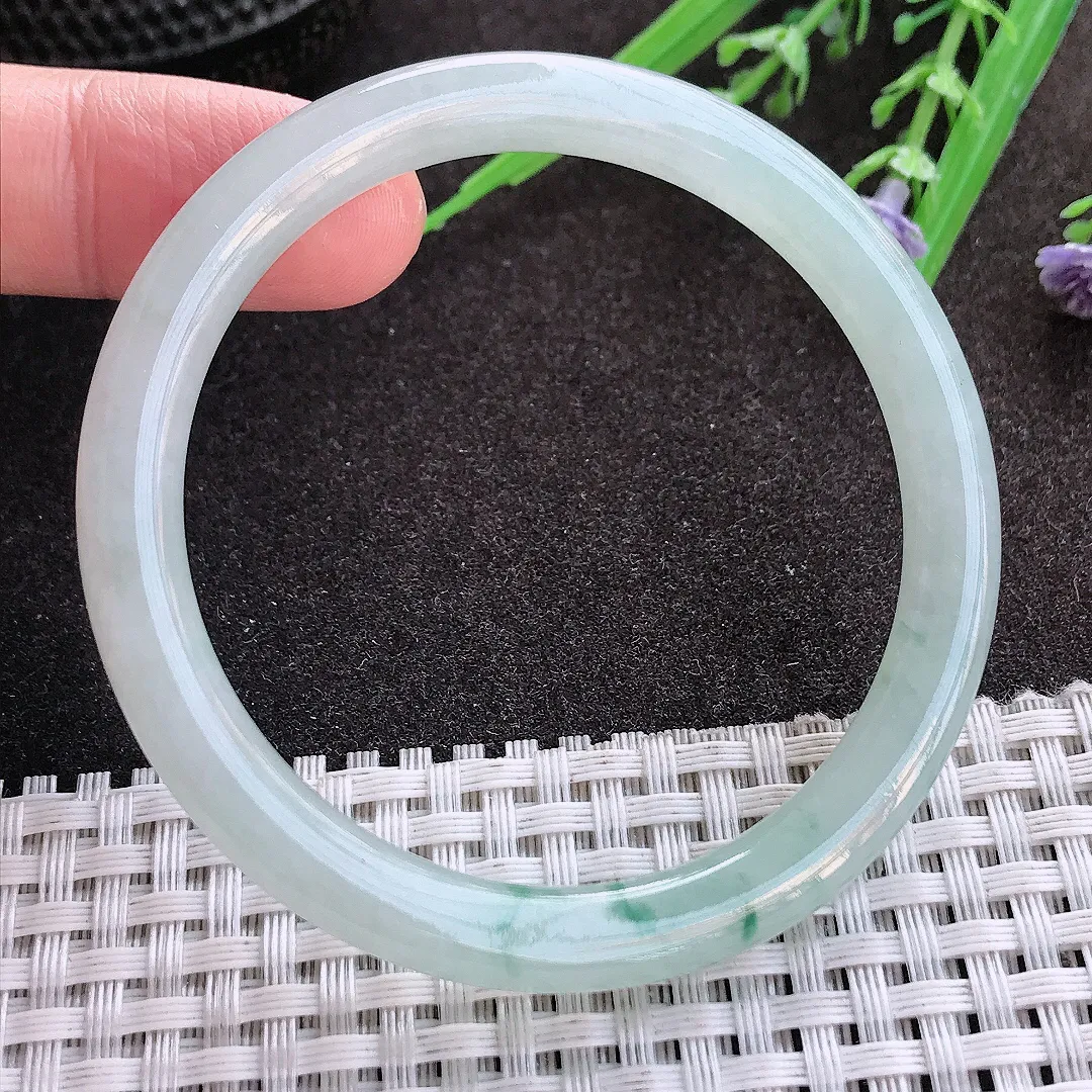 实拍翡翠A货53/6.8/7.2老坑冰胶水灵飘花细条手镯翡翠叮当镯女款