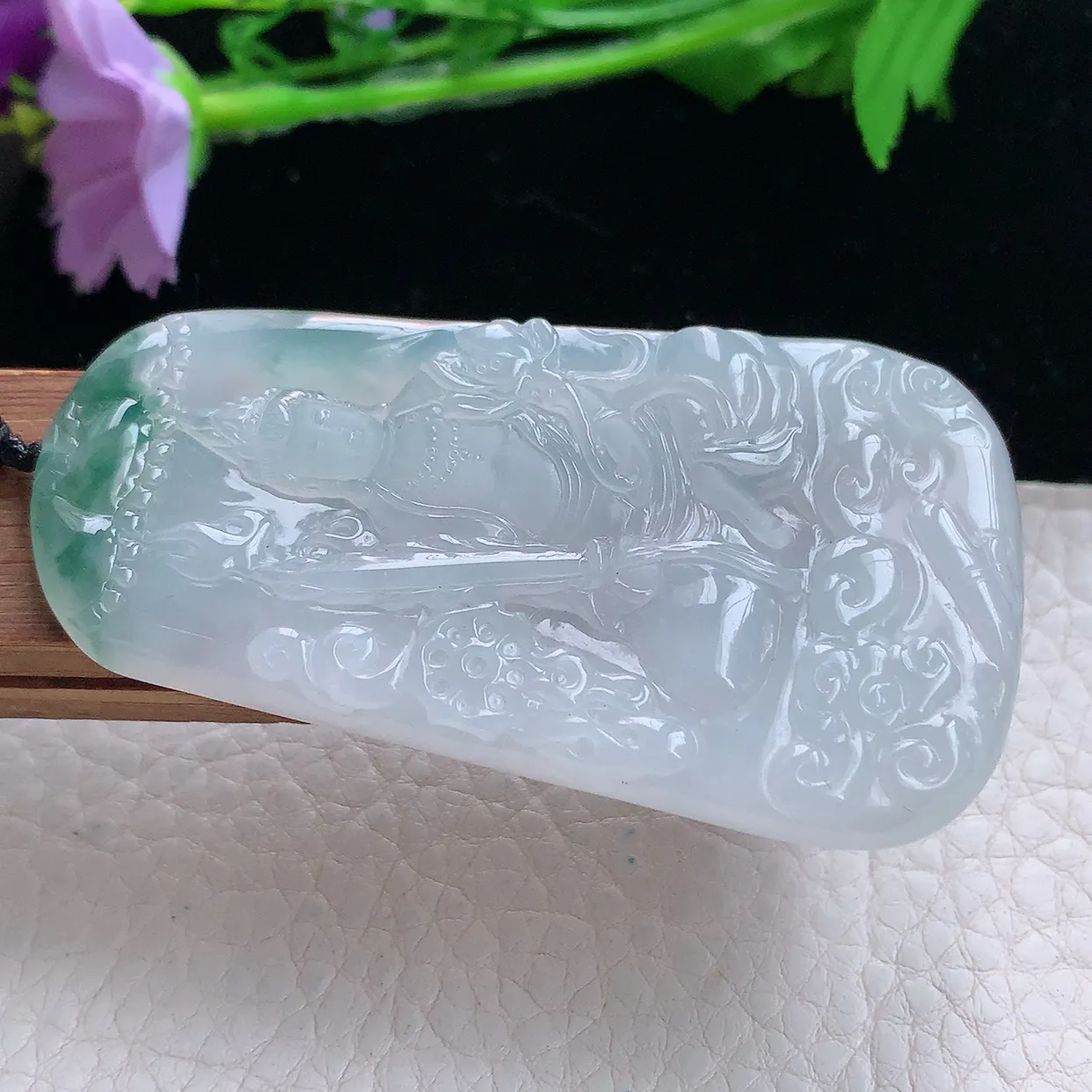 kh实拍67*37.3*5.3缅甸翡翠精雕飘花虚空藏 生肖守护神玉吊坠 玉挂件