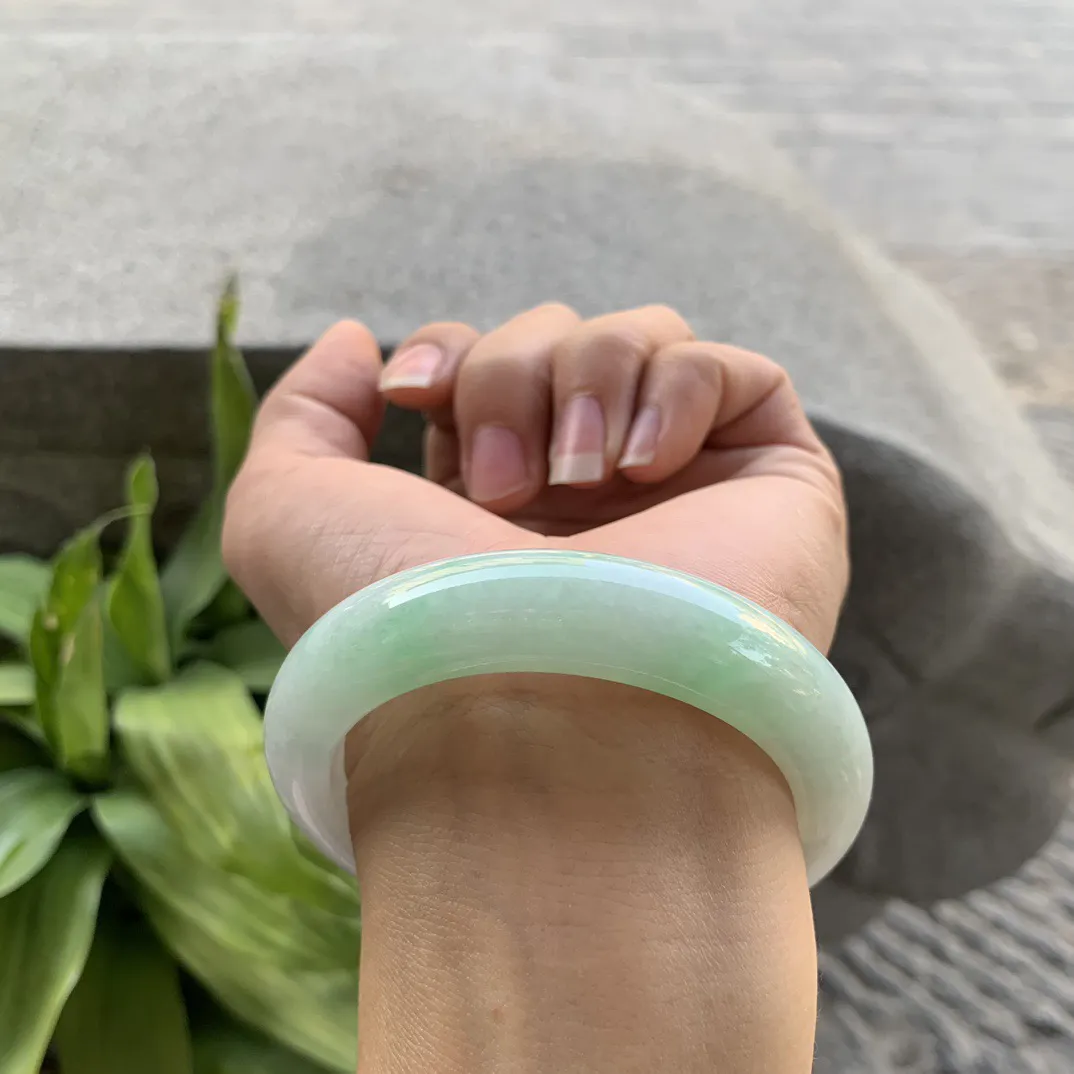 小圈口 53.2-12.5-9【飘绿正圈手镯】正圈53 54可戴