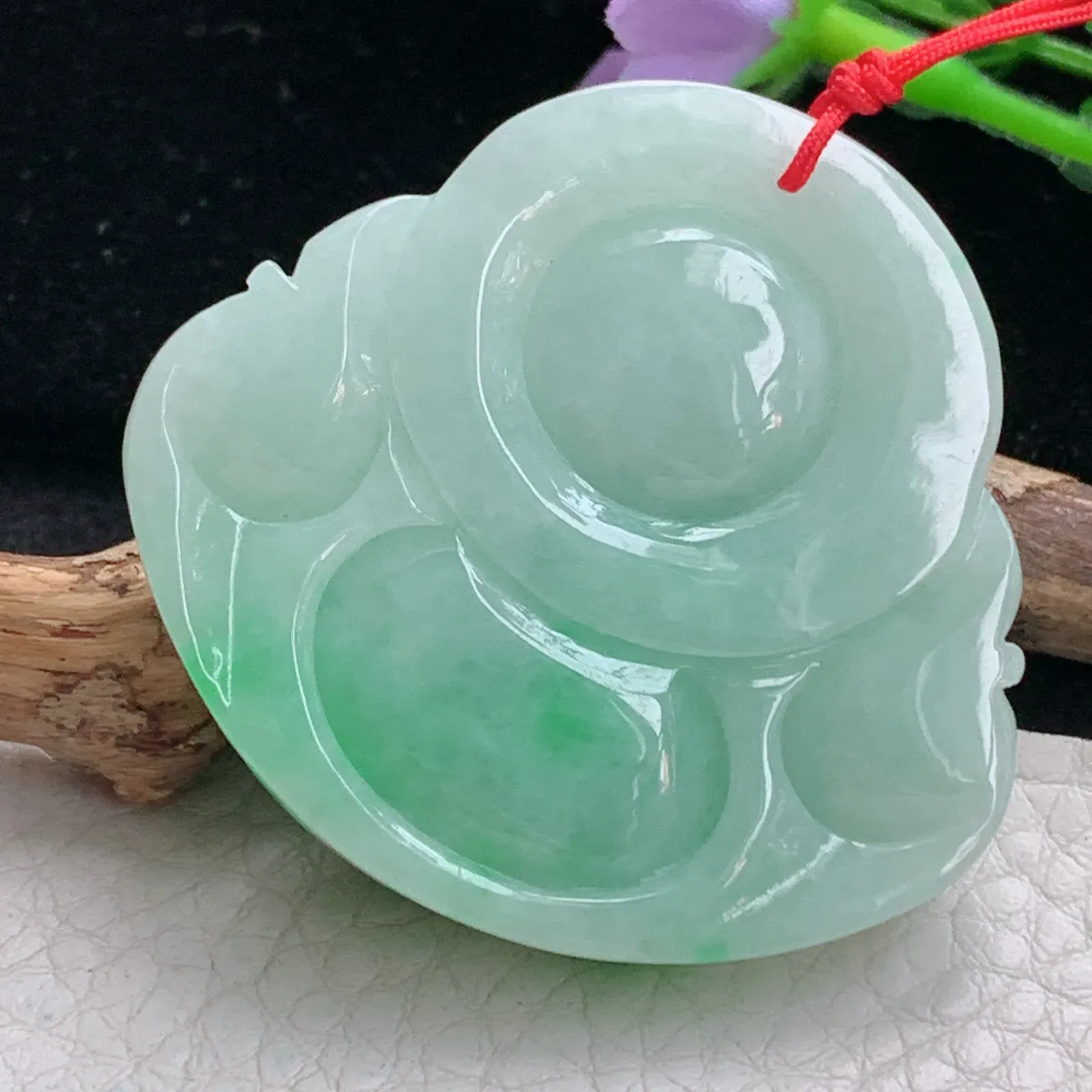 zen实拍44.5*48.3*12天然缅甸翡翠飘绿大佛公 弥勒佛玉吊坠 毛衣坠