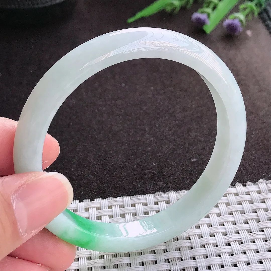 实拍翡翠A货58/9.7/7.3老坑精美飘阳绿手镯宽边翡翠玉镯女款百搭