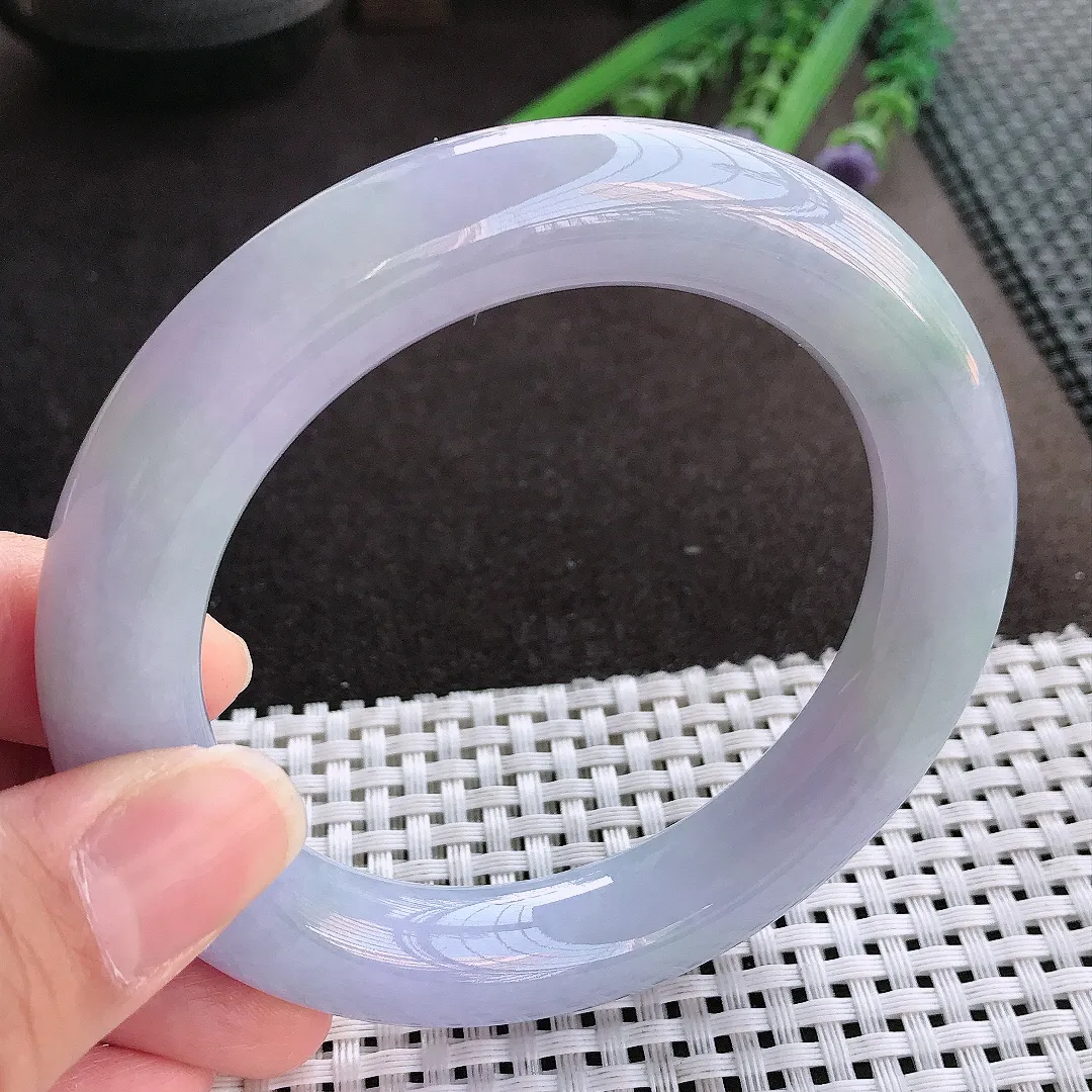 实拍翡翠A货60/12.6/12.2大圈口老坑冰润紫罗兰胖圆条手镯翡翠玉镯
