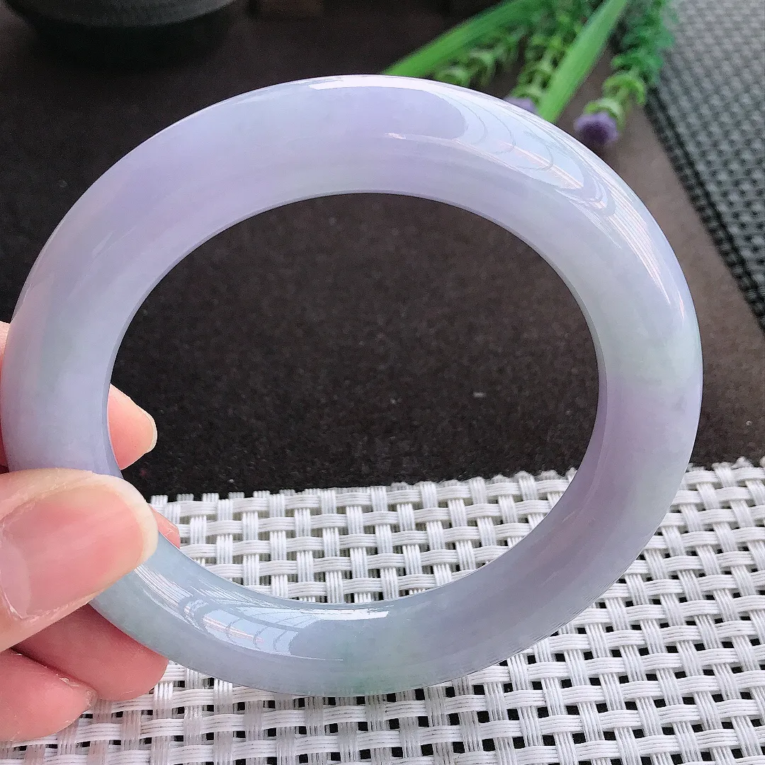 实拍翡翠A货60/12.6/12.2大圈口老坑冰润紫罗兰胖圆条手镯翡翠玉镯