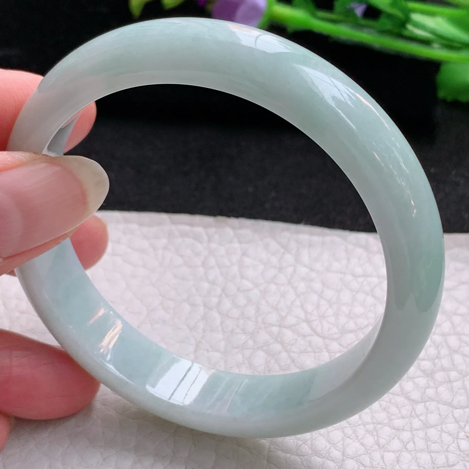 nr实拍58*12.8*7.3平安镯 天然缅甸翡翠浅绿玉手镯宽边玉手环