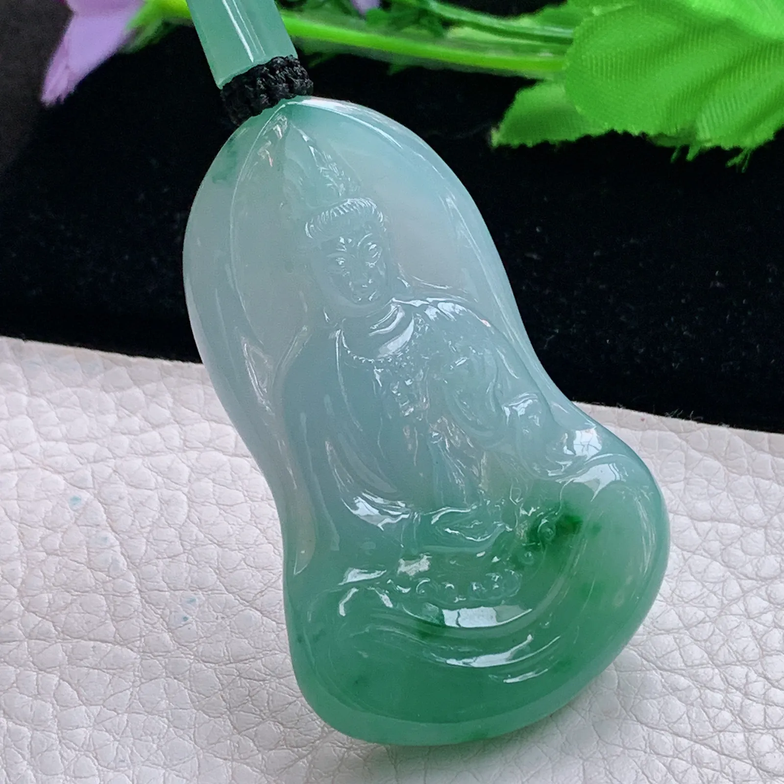 yl实拍62.5*40*9.6缅甸翡翠精雕冰胶双彩正庄观音 玉观音玉吊坠 玉挂件