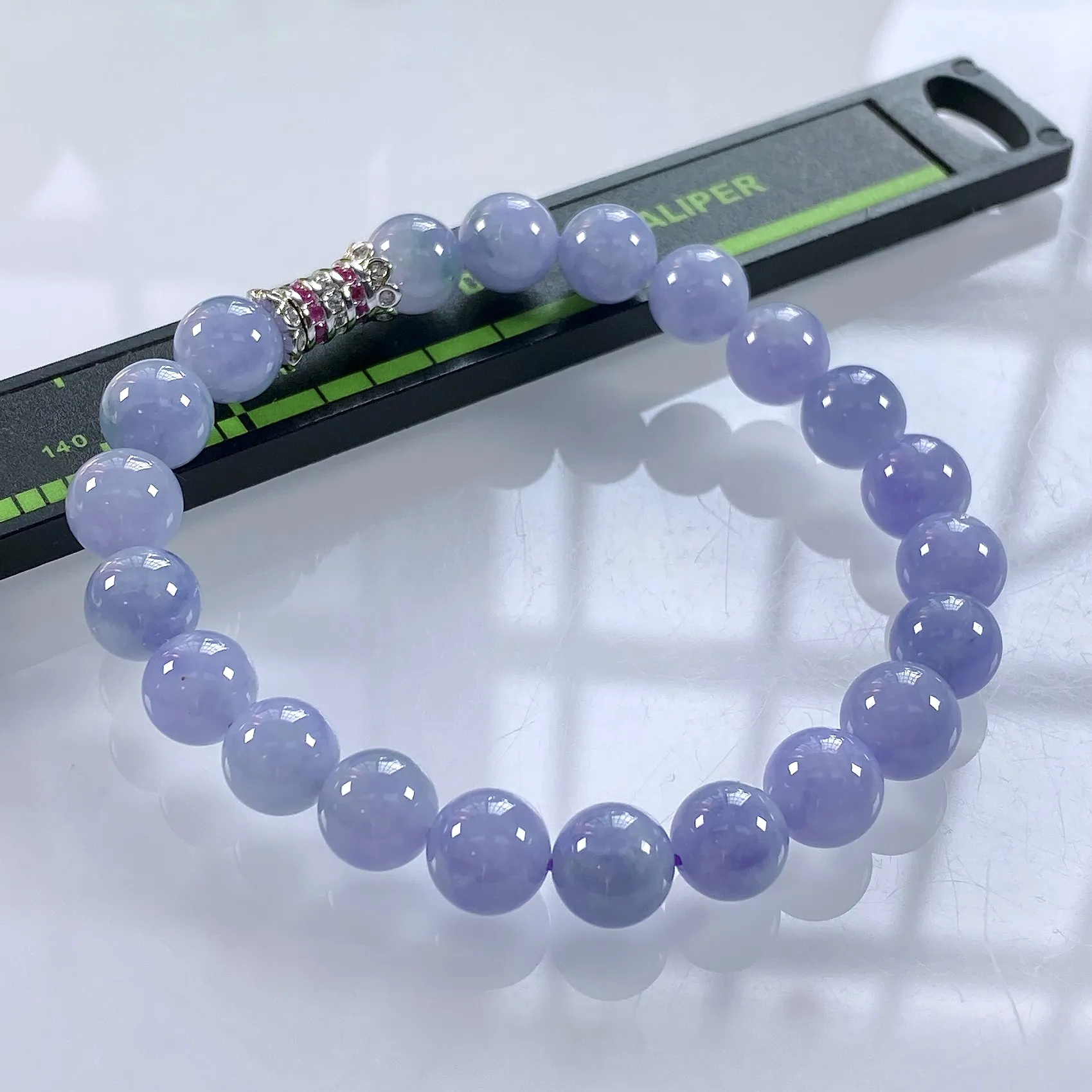 缅甸天然翡翠A货，卡8冰润紫罗兰浓紫圆珠手串手链，尺寸：8mm/21颗，长度175mm，重量：19.21g
