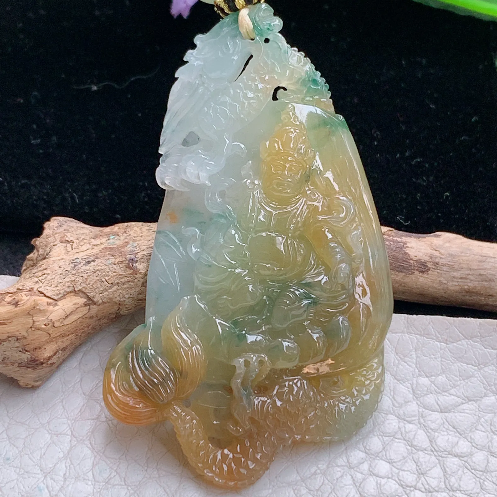 yl实拍62.5*36.8*9.8缅甸翡翠精雕冰三彩黄财神玉吊坠 玉挂件