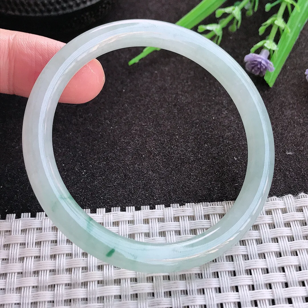 实拍翡翠A货53/6.8/7.2老坑冰胶水灵飘花细条手镯翡翠叮当镯女款
