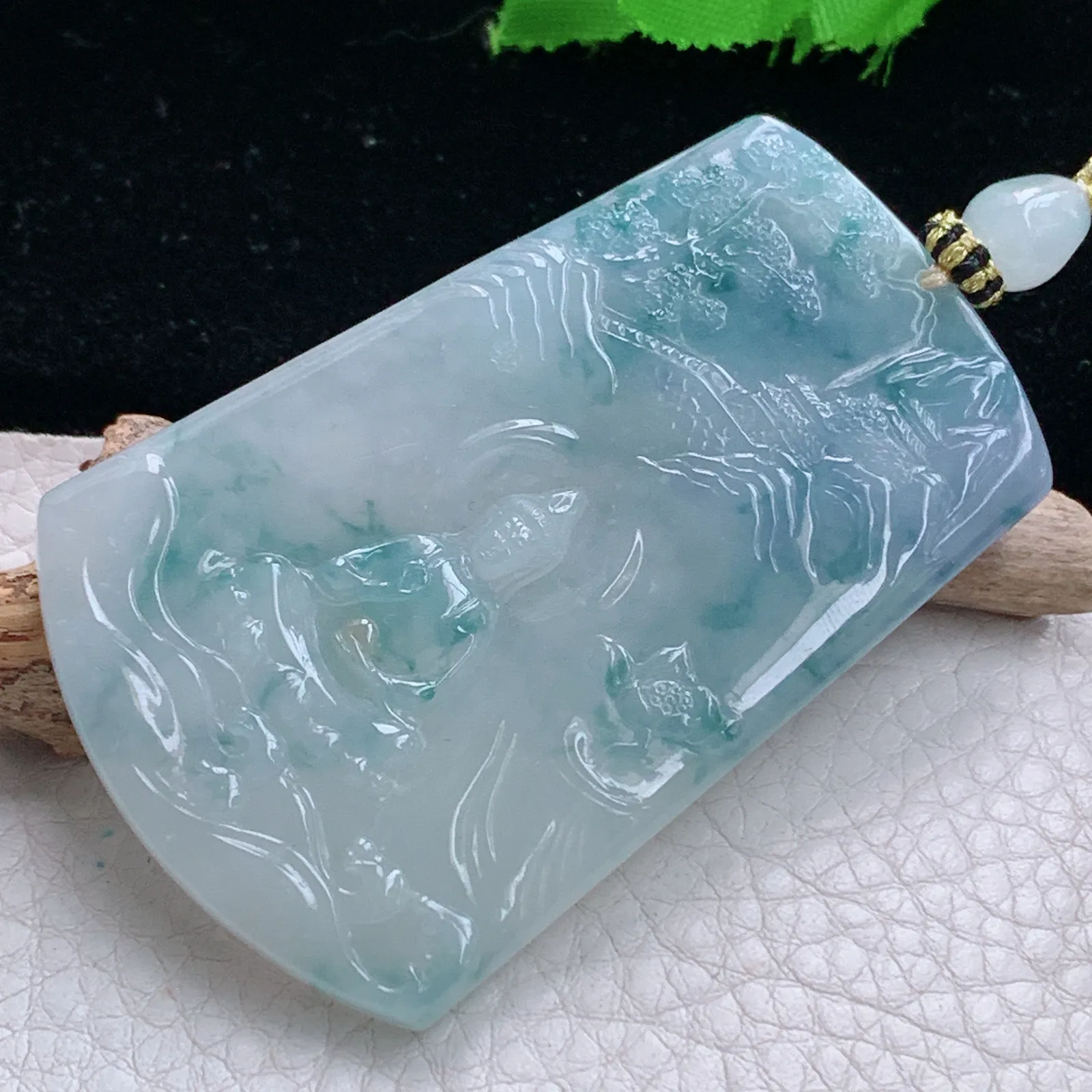 yl实拍65.5*42.5*5缅甸翡翠精雕冰胶飘紫花山水观音 玉观音玉吊坠