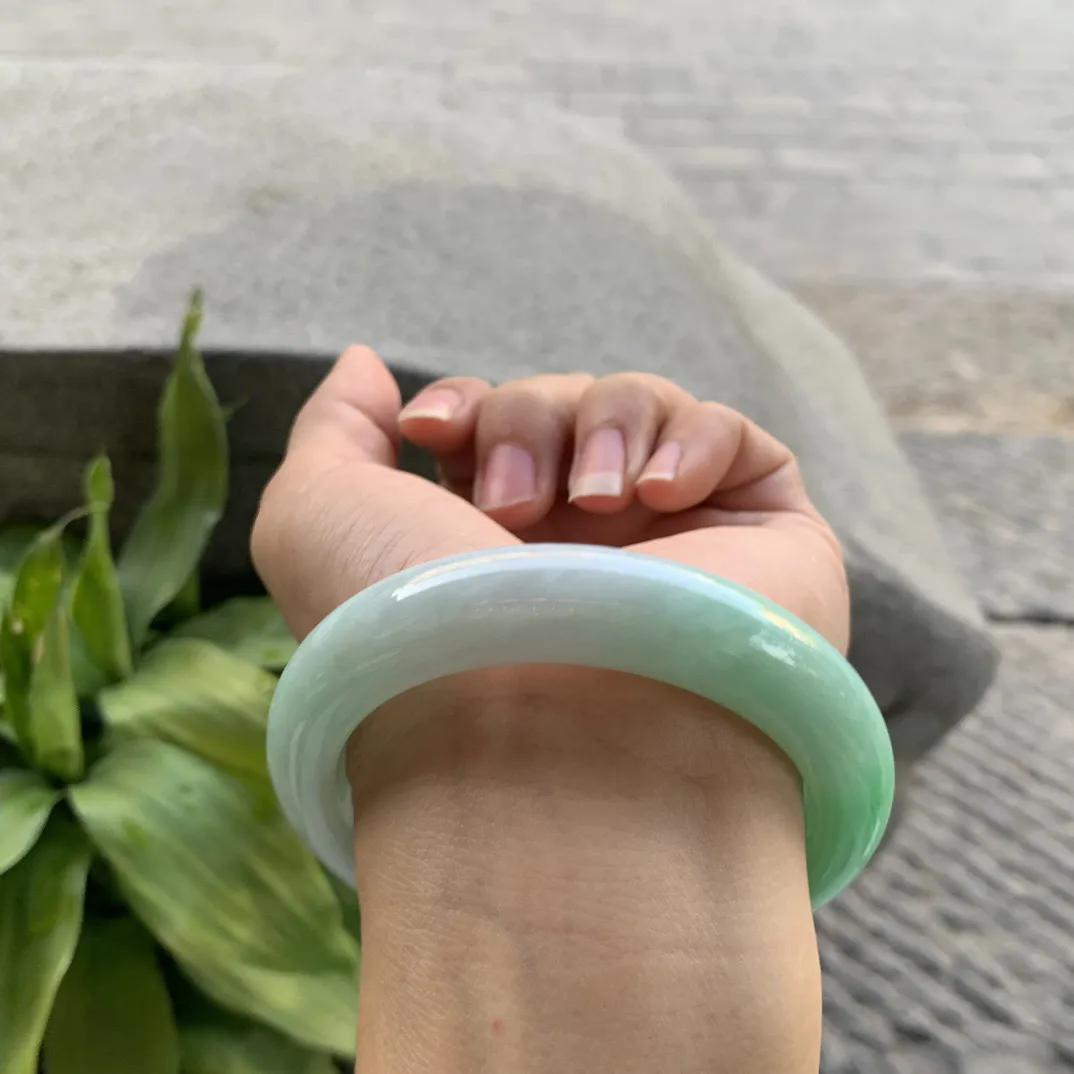 圈口56.6-12.2-9.8 【辣阳绿正圈手镯】正圈56 57可戴