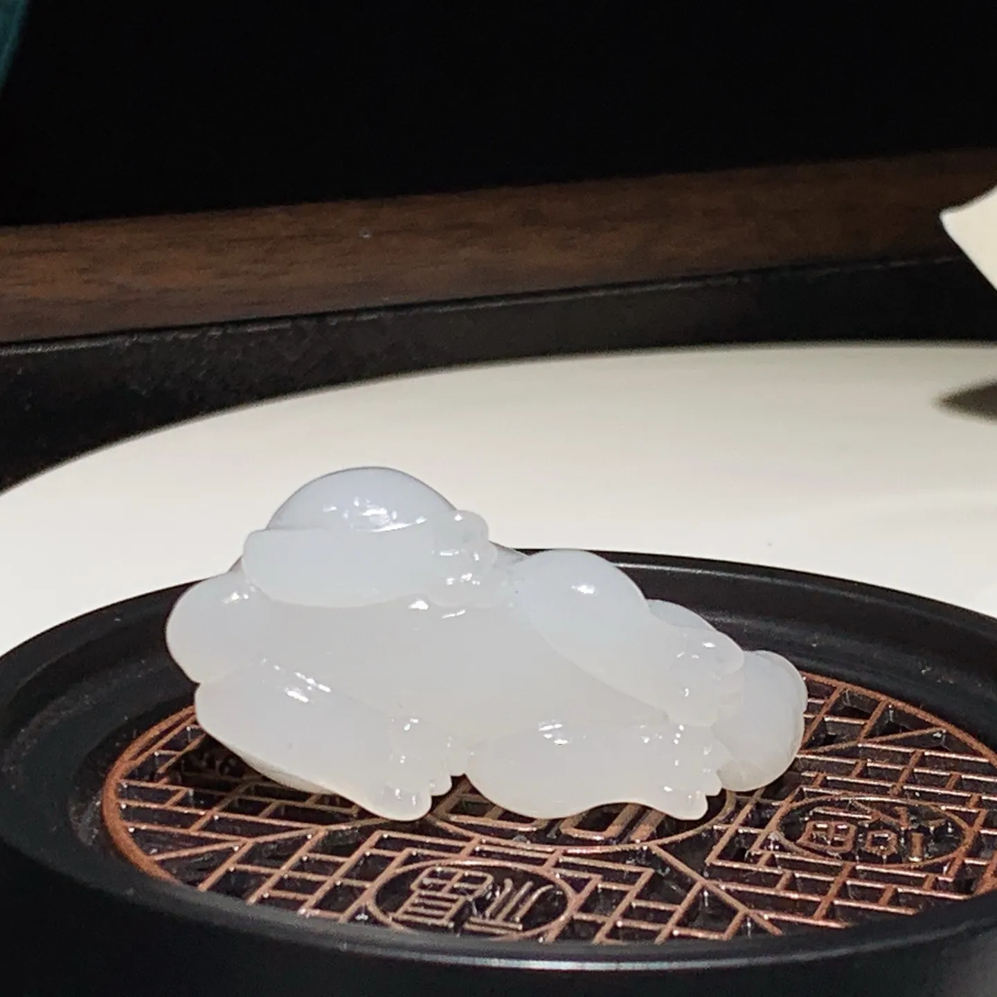 和田玉紫罗兰前途无量兔子挂件 尺寸40/20/19重22.5克 玉质细腻油润 底色纯净 脂粉好，品质好。lt260114