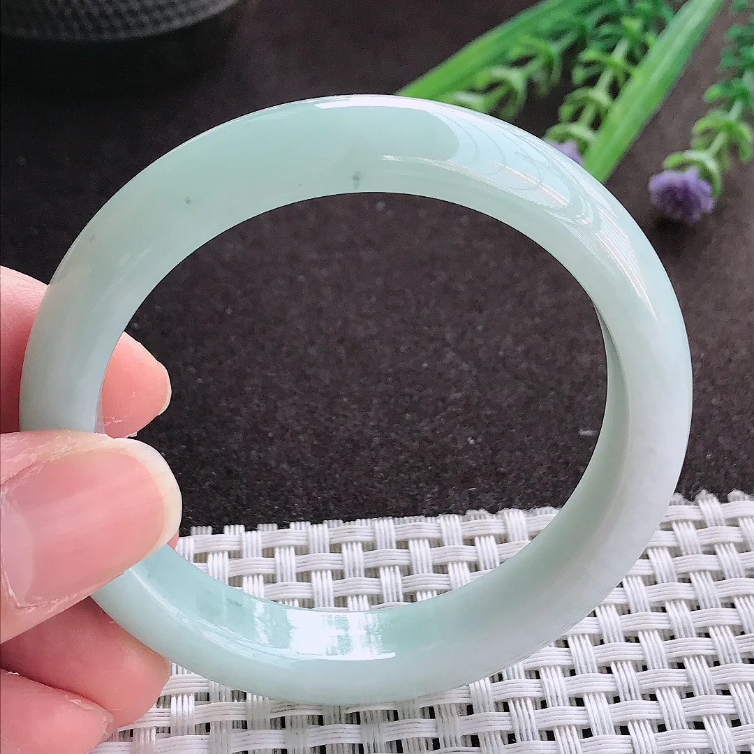 实拍翡翠A货53/11.6/7.8老坑秀气冰润天空蓝手镯宽边翡翠玉镯女款百搭