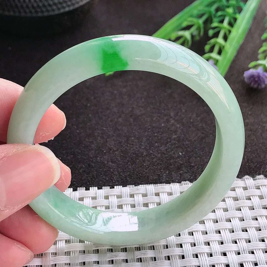 实拍翡翠A货50.5/11.5/7.2小圈口老坑精美飘阳绿手镯宽边翡翠玉镯女款百搭