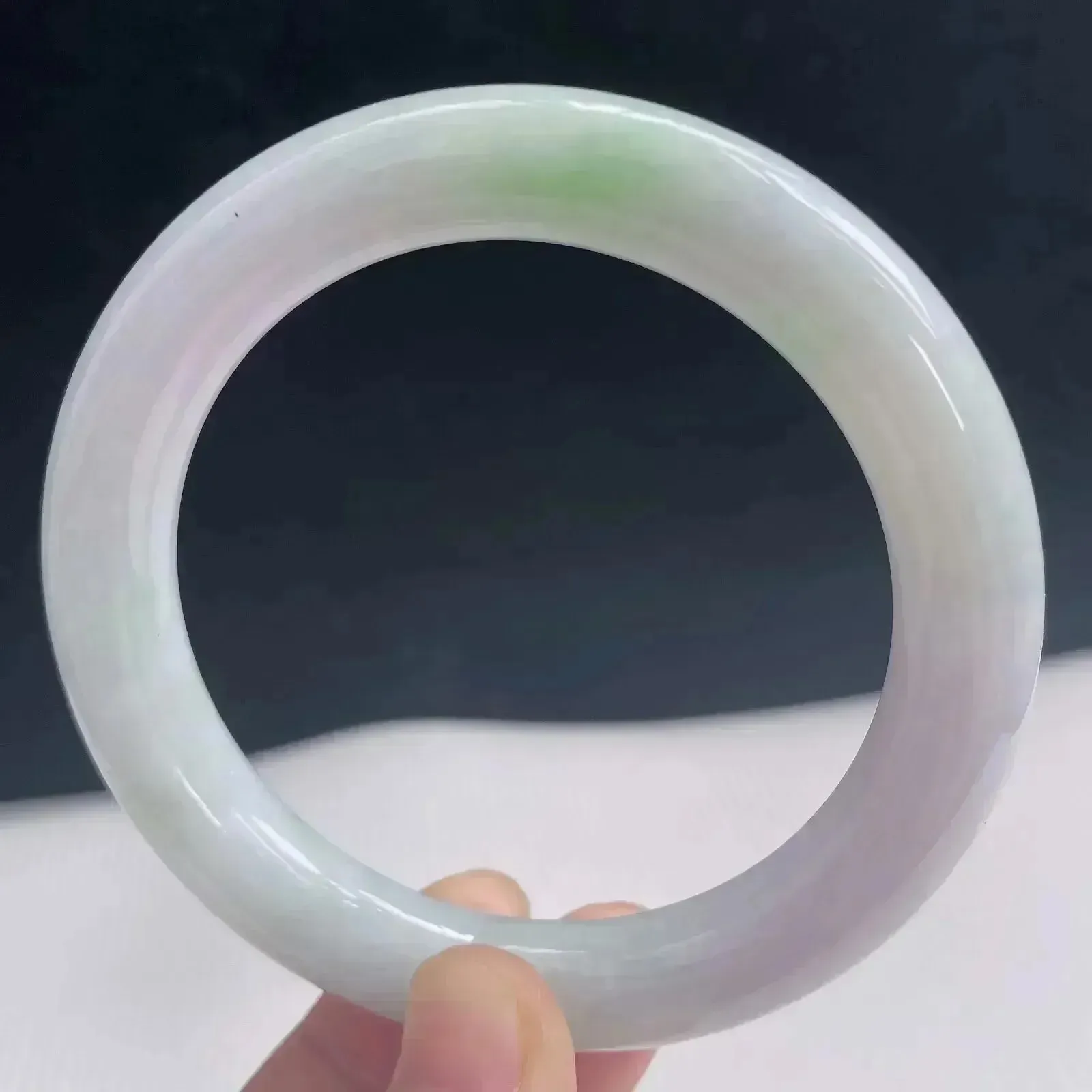 58圈有种有色天然翡翠A货淡紫玉手镯好种水春彩水润手镯65.45克