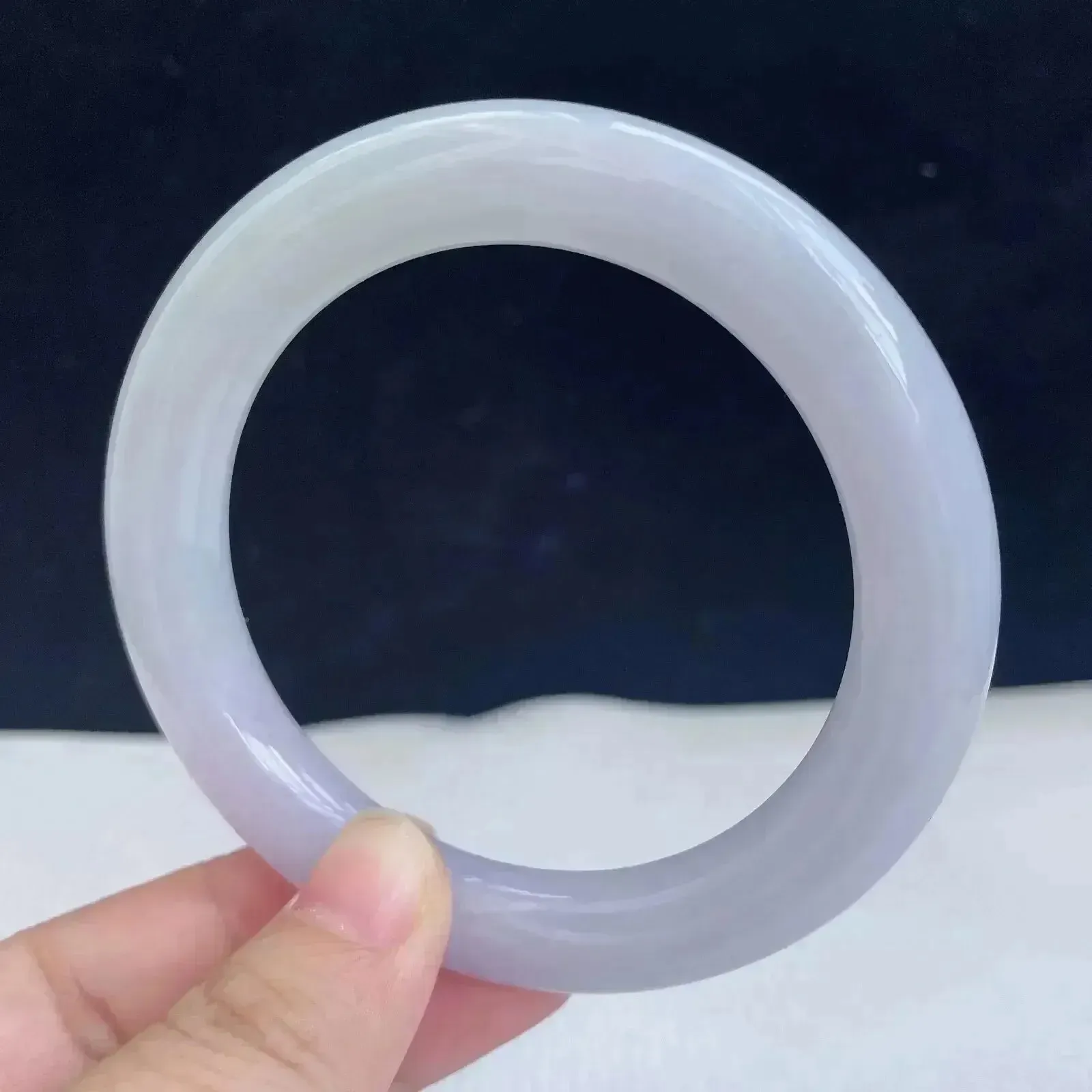 58圈有种有色天然翡翠A货淡紫玉手镯好种水春彩水润手镯67.26g