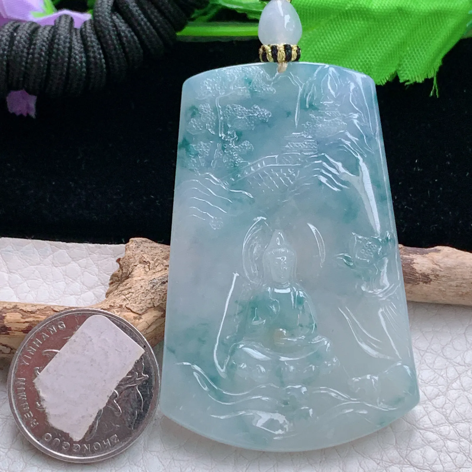 yl实拍65.5*42.5*5缅甸翡翠精雕冰胶飘紫花山水观音 玉观音玉吊坠