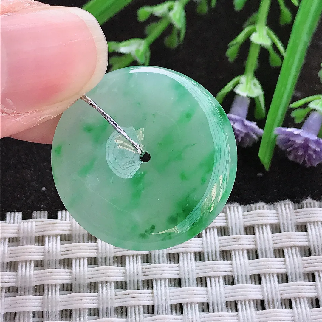 实拍A货翡翠26.3/5.4老坑精美冰润飘阳绿平安扣吊坠翡翠玉扣挂件