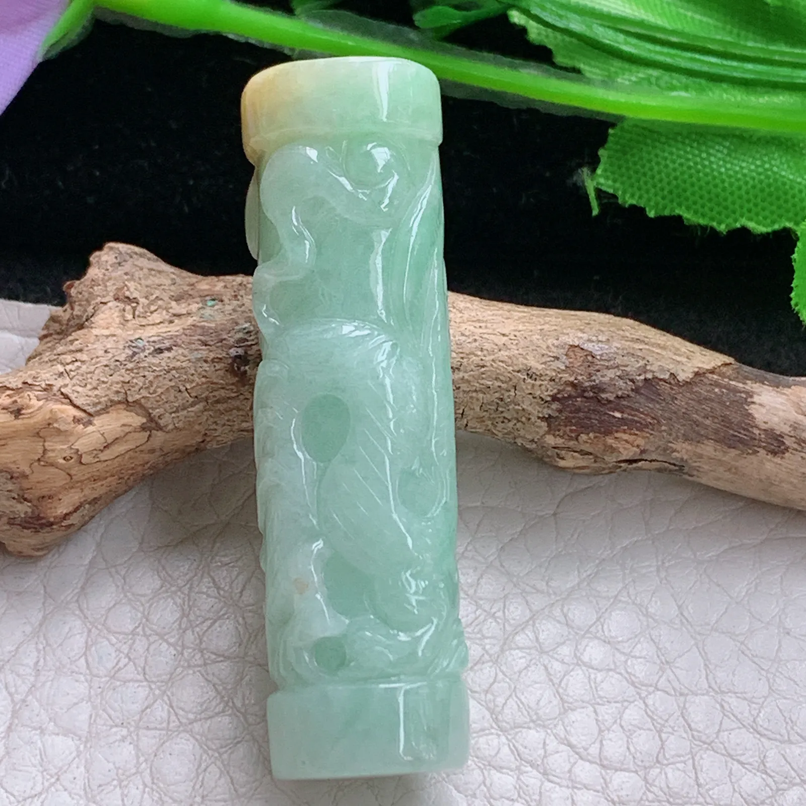 zen实拍48.6*13.6*12.5天然缅甸翡翠双彩龙柱 龙行天下玉吊坠 玉挂件