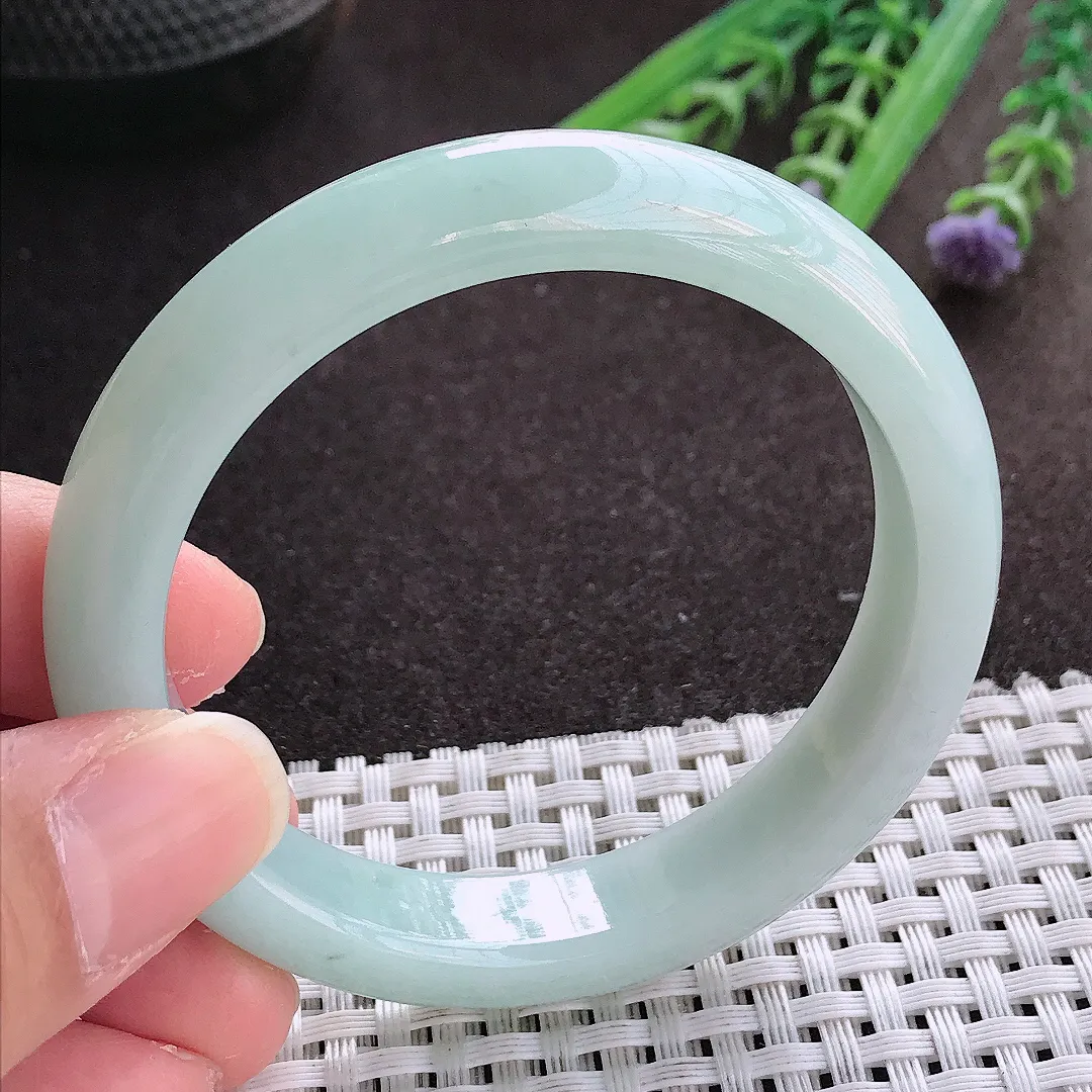 实拍翡翠A货53/11.6/7.8老坑秀气冰润天空蓝手镯宽边翡翠玉镯女款百搭