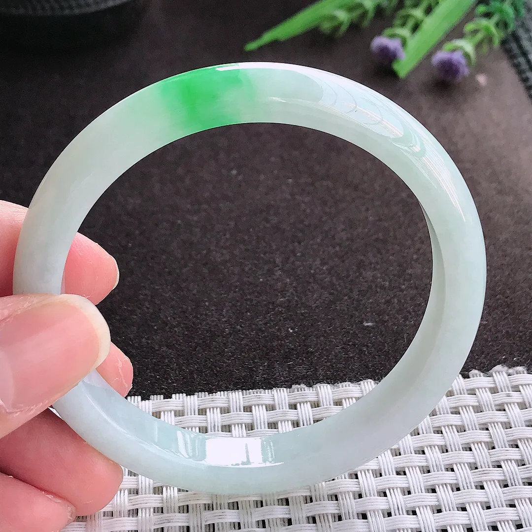 实拍翡翠A货58/9.7/7.3老坑精美飘阳绿手镯宽边翡翠玉镯女款百搭