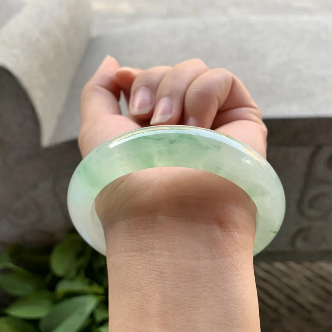 圈口57.2-13-9.2 【高冰飘绿正圈手镯】正圈57  58可戴